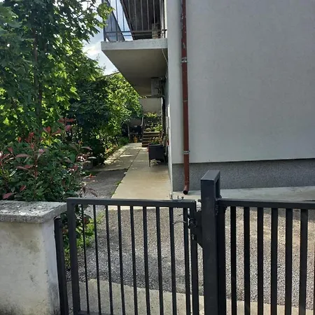 Apartament Dani